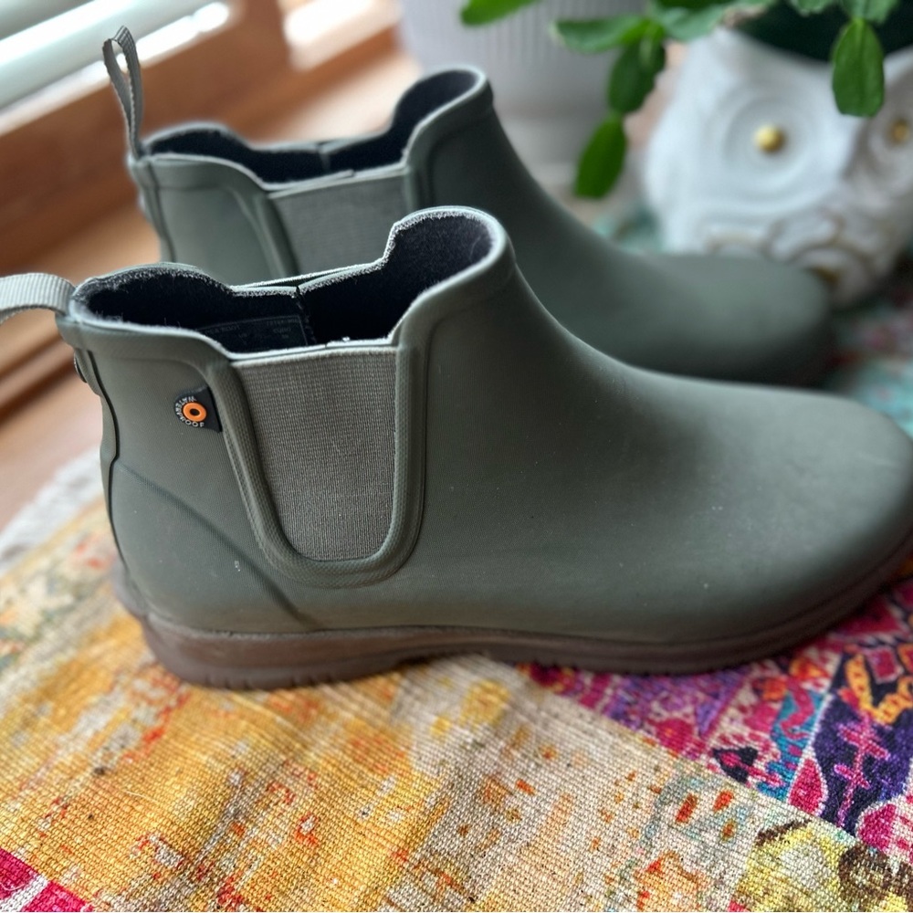 Bogs Sweet Pea Ankle Boots waterproof